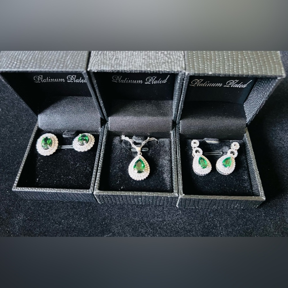 Gold Coast Platinum Plated Emulator Diamond & Emerald Necklace & Earring Set
